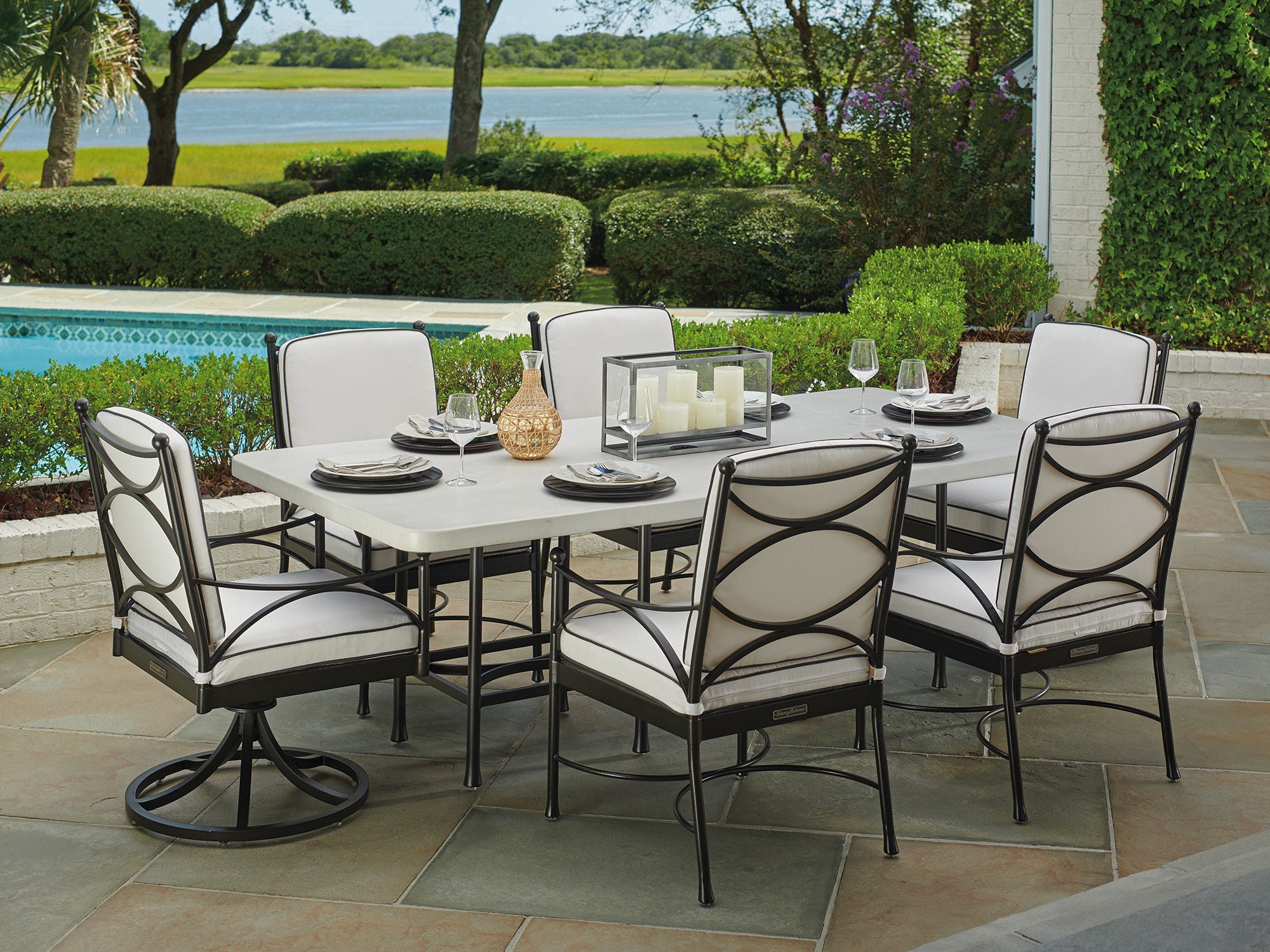 Pavlova by Tommy Bahama Outdoor