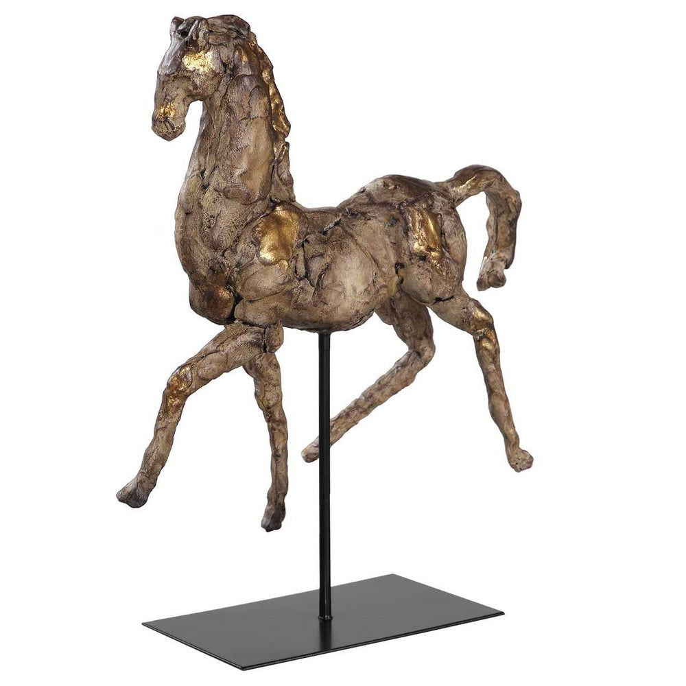 CABALLO DORADO SCULPTURE