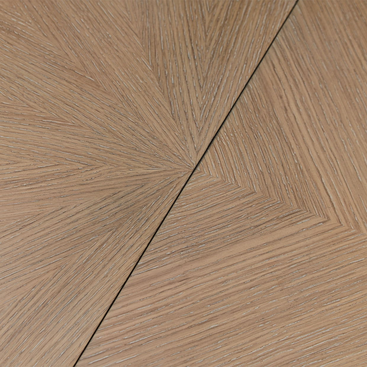 WEST KENG.CARAMEL OVAL TABLE