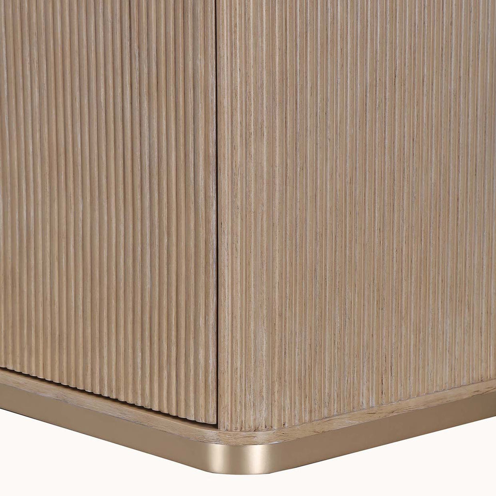 WEST KENG.CARAMEN SIDEBOARD