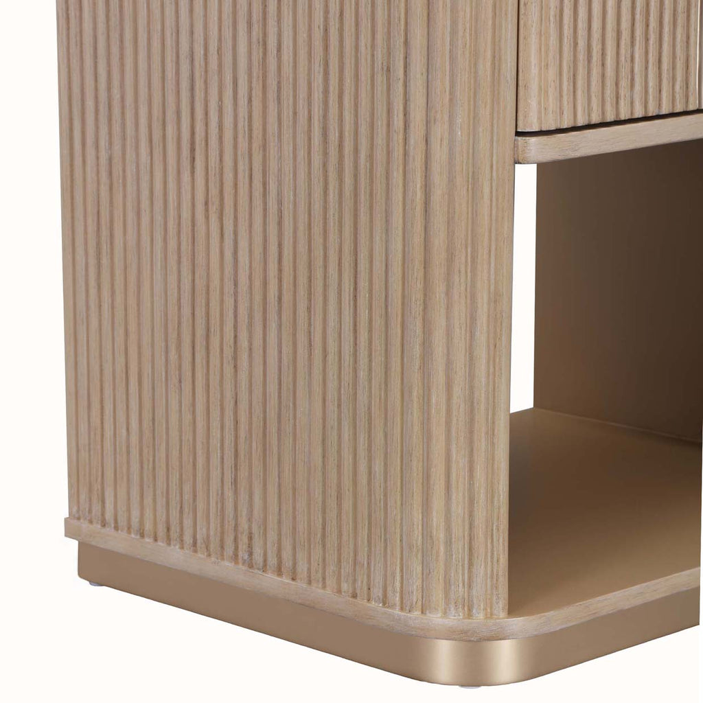 WEST KENGSINGTON CARAMEL KING BED