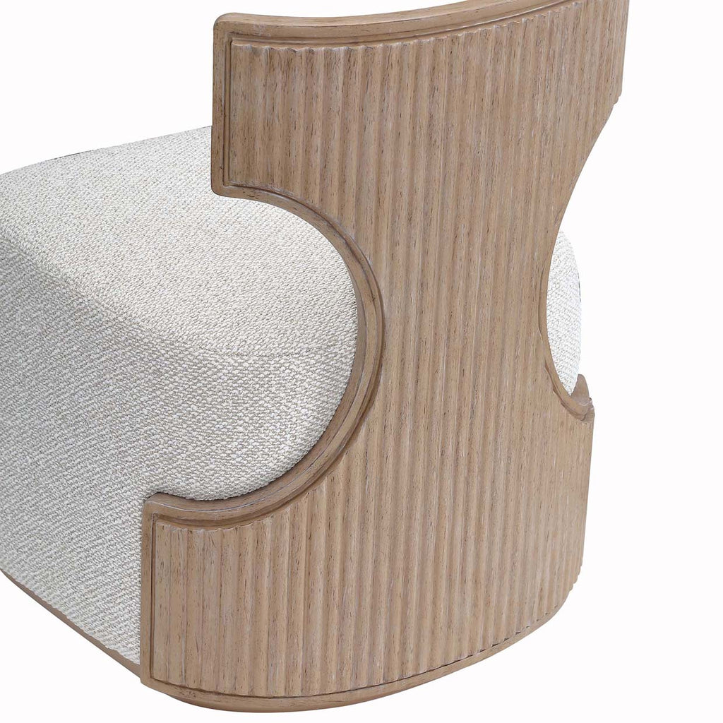 WEST KENGSINGTON CARAMEL VANITY CHAIR