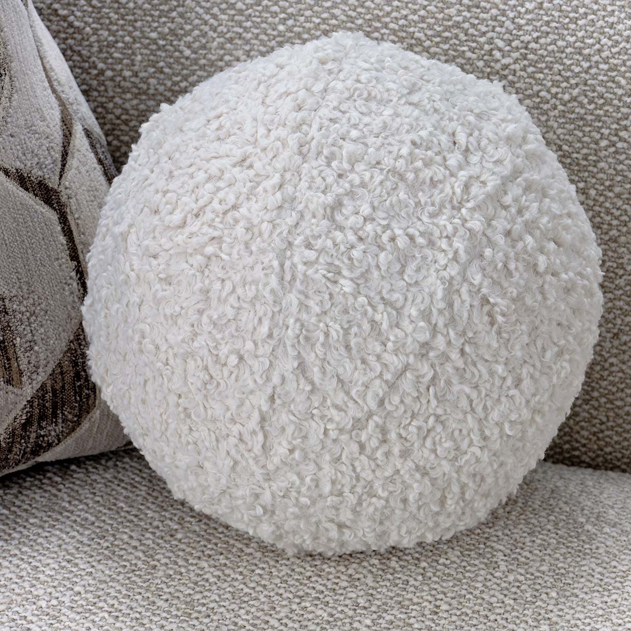 WEST KENGSINGTON LOVESEAT